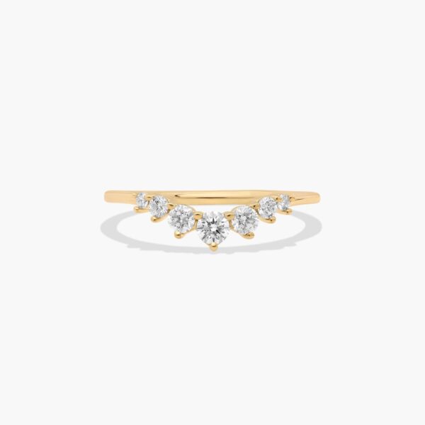Graduated Tiara Wedding Ring With Round Diamonds In 14K Yellow Gold